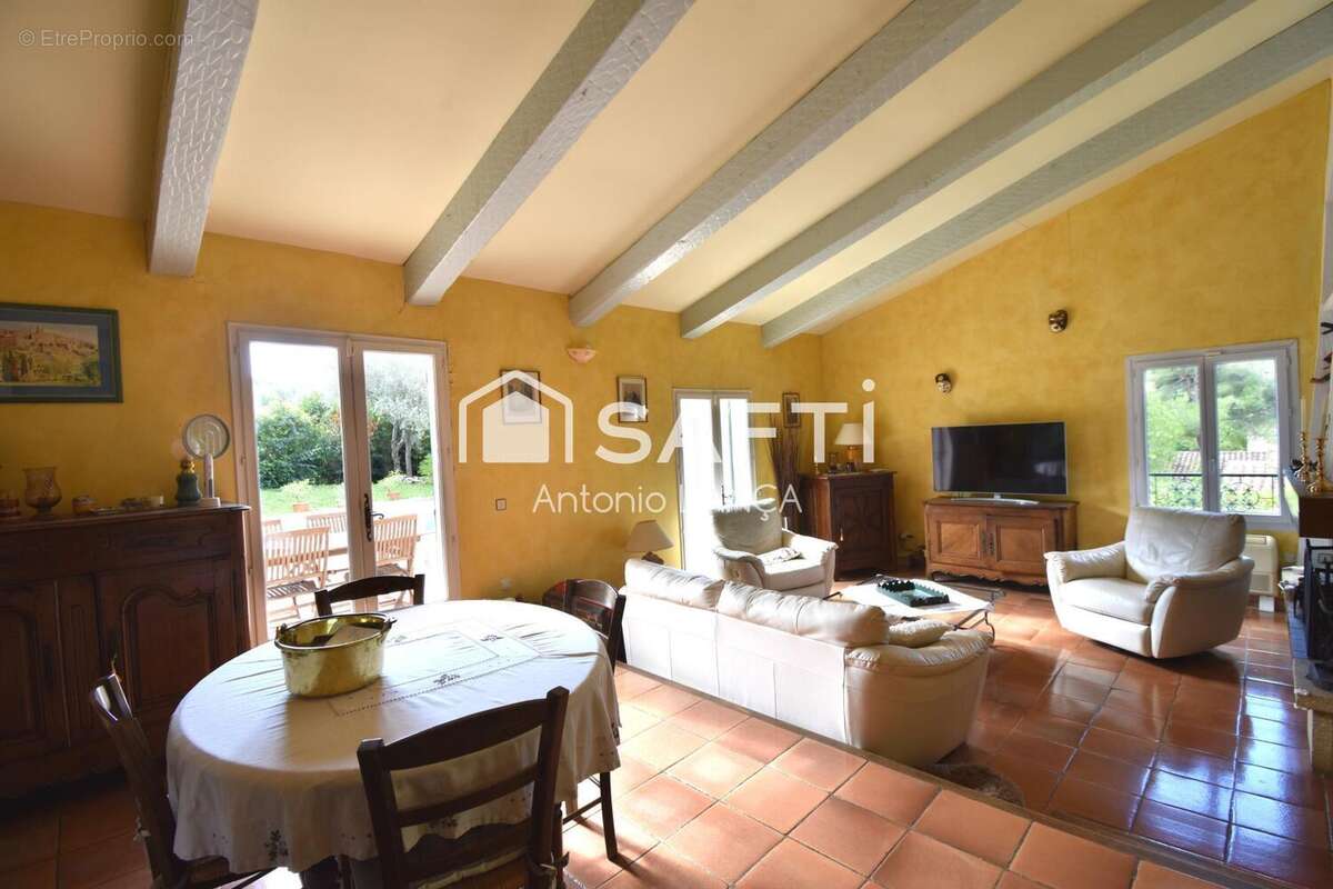 Photo 5 - Maison à VENTABREN