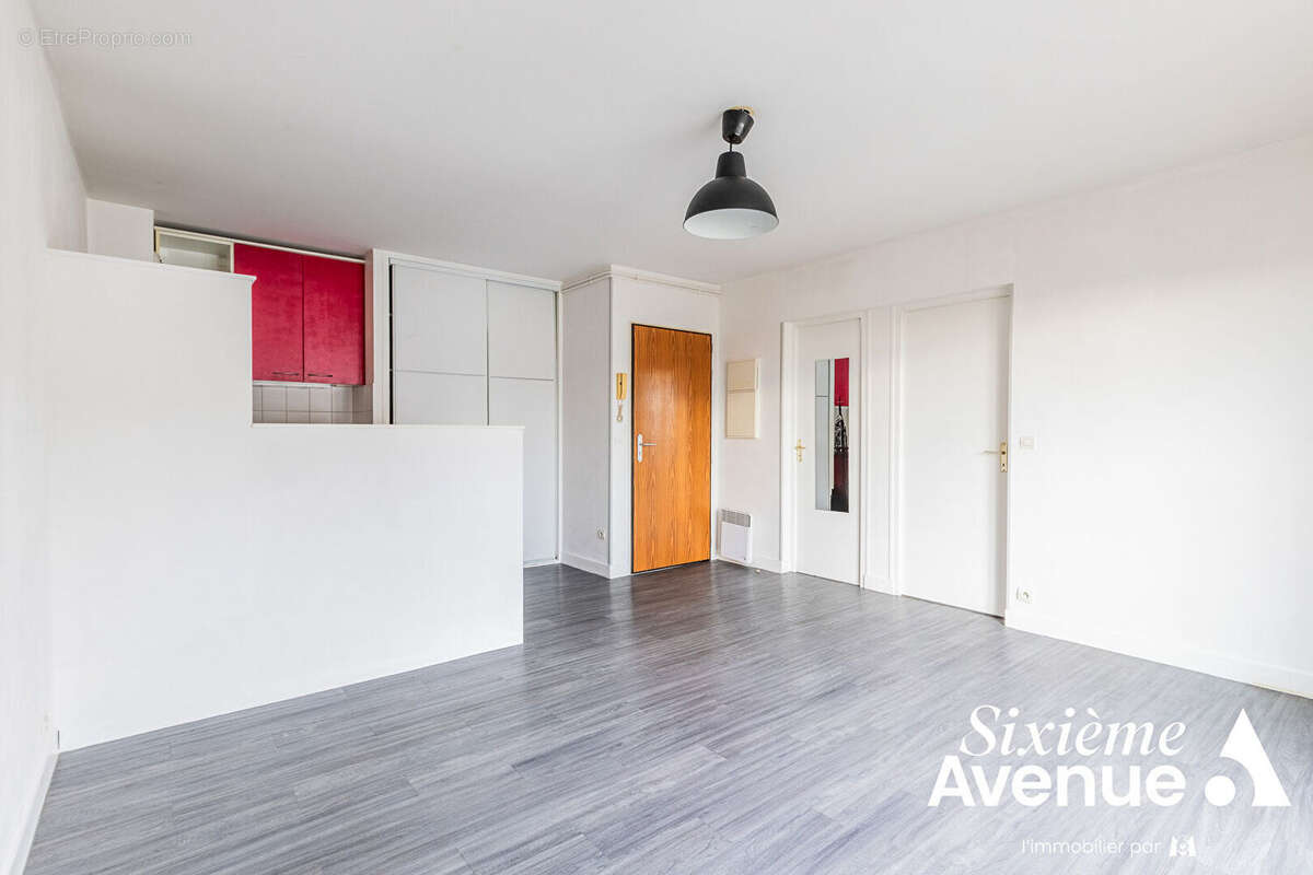 Appartement à MORANGIS