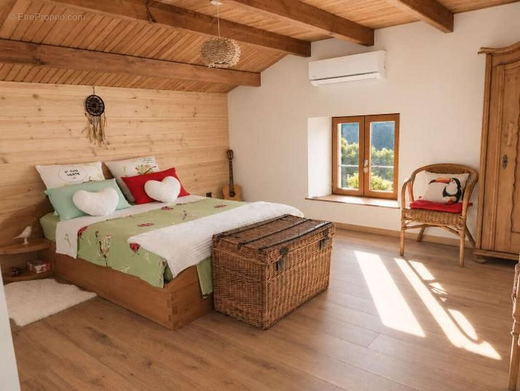 Ferme renovee  cadre nature 2,5 ha de terrain - photo 2
