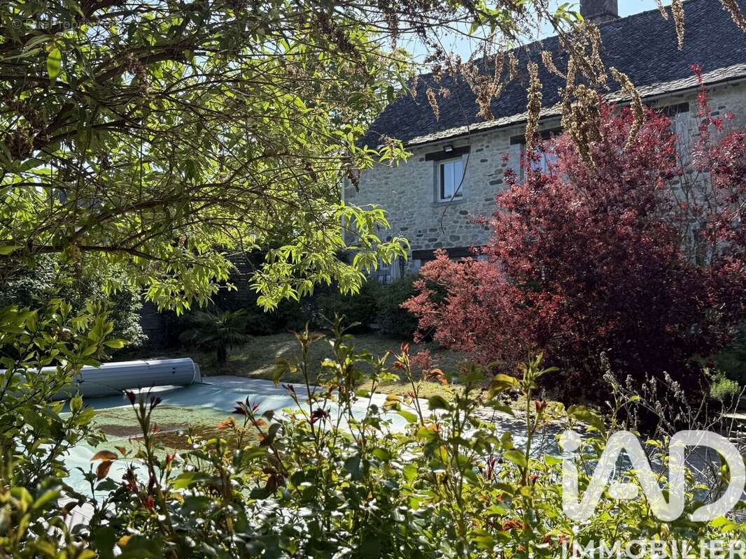 Maison 344 m² à Graissac  - photo 3