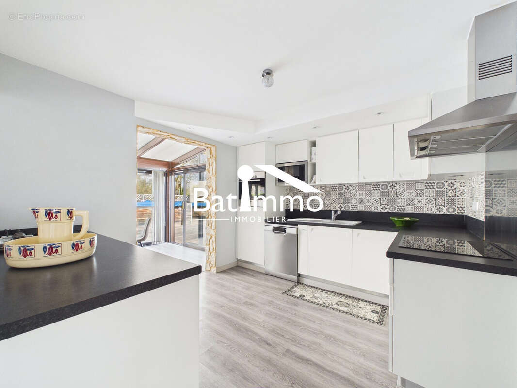 Maison à ARS-SUR-MOSELLE