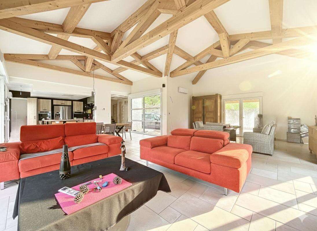 Mougins : maison récente dans domaine fermé - photo 5