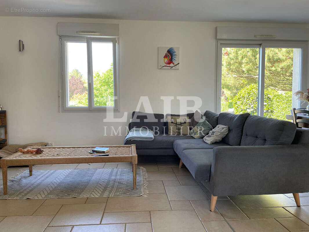 Maison à AILLIERES-BEAUVOIR