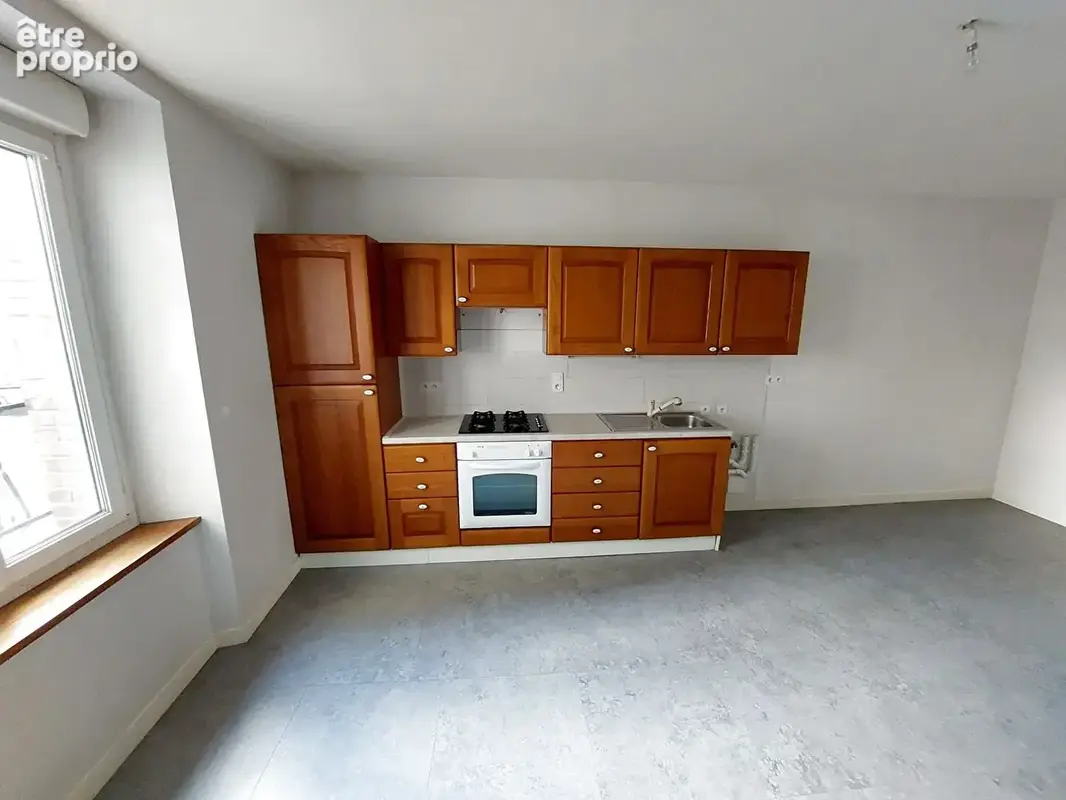 Immeuble appartement - centre ville - argentre du plessis - photo 2
