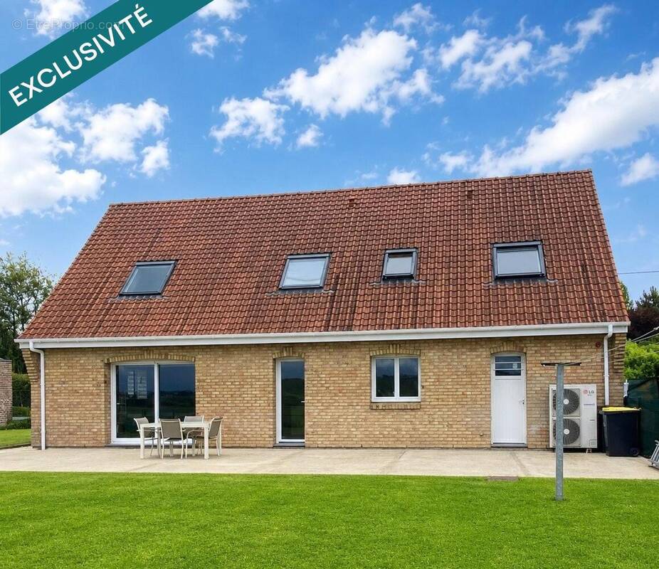 Photo 1 - Maison à BAVINCHOVE