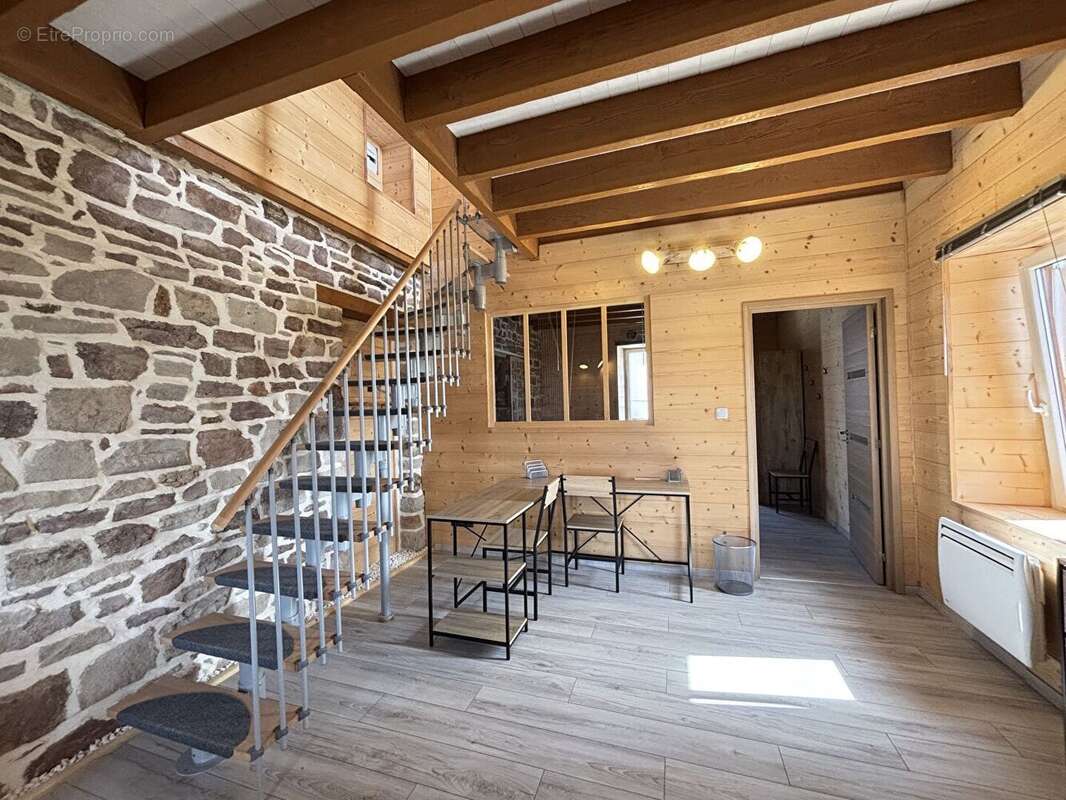 Appartement à LUXEUIL-LES-BAINS