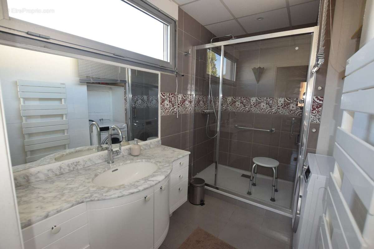 Appartement à CHAMALIERES