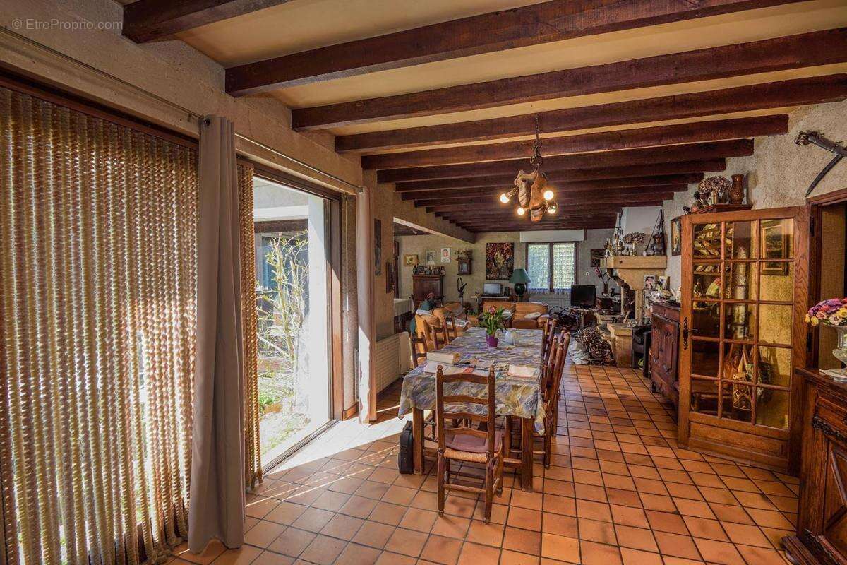 Maison à PONT-DE-SALARS