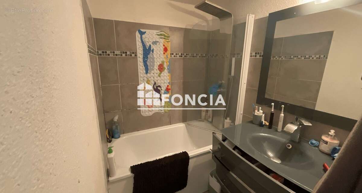 Appartement à SIX-FOURS-LES-PLAGES