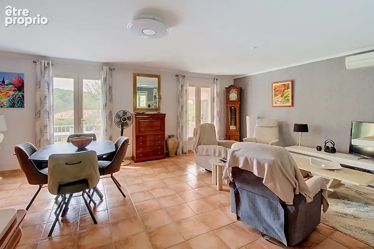 A vendre draguignan en exclusivite - maison t3 + dependance avec piscine - photo 3