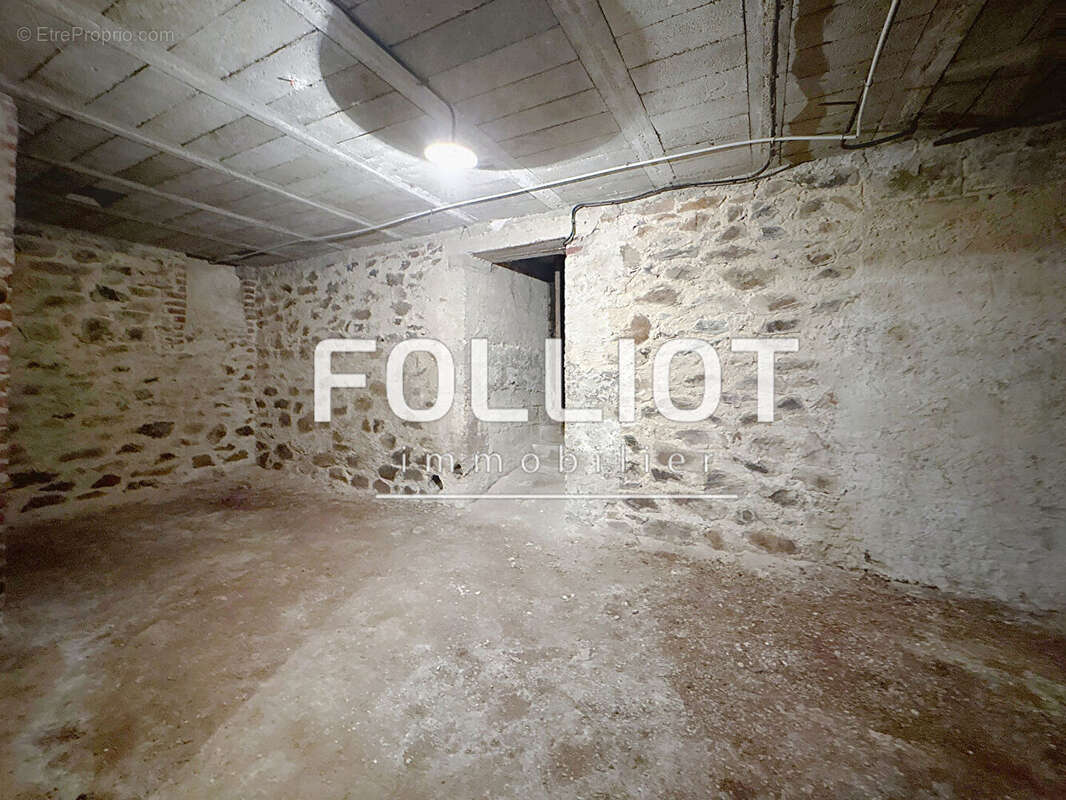 Maison à LE MESNIL-ROUXELIN