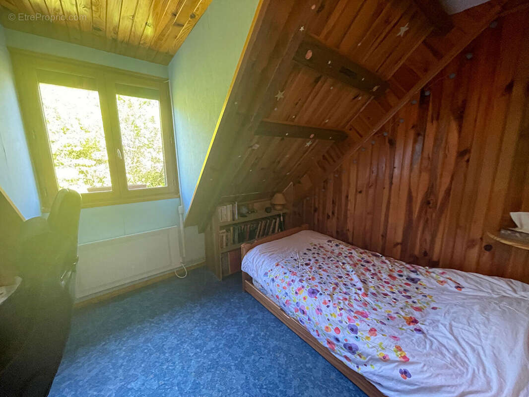 Maison à NEUVY-EN-DUNOIS