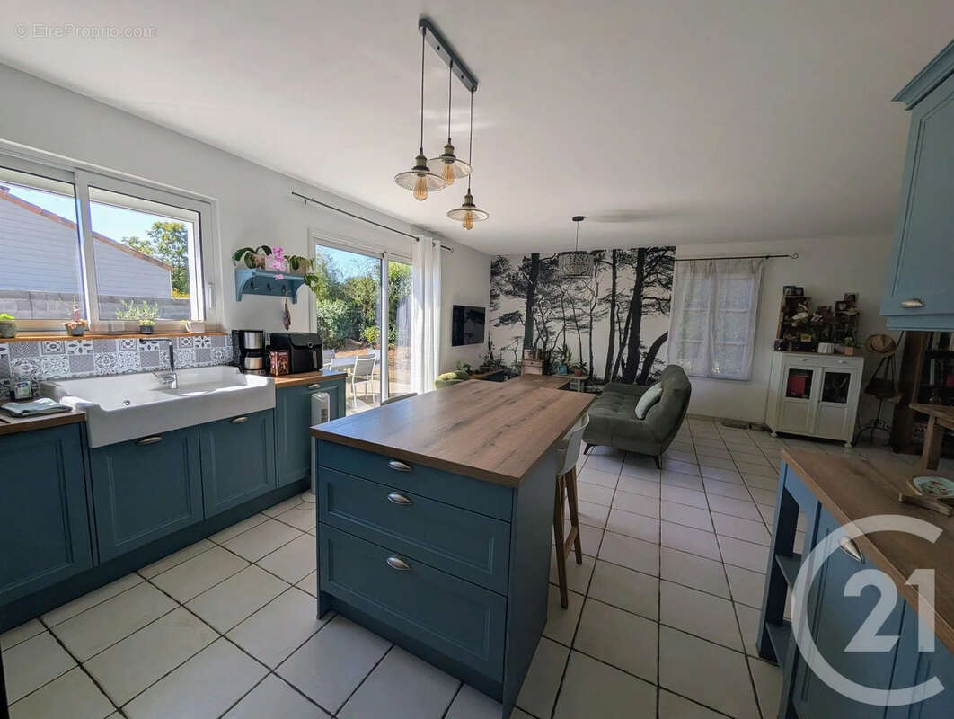 Maison à TALMONT-SAINT-HILAIRE