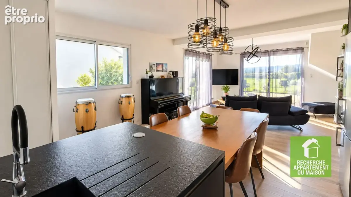 Maison contemporaine de 110 m² avec piscine à thil ! - photo 4