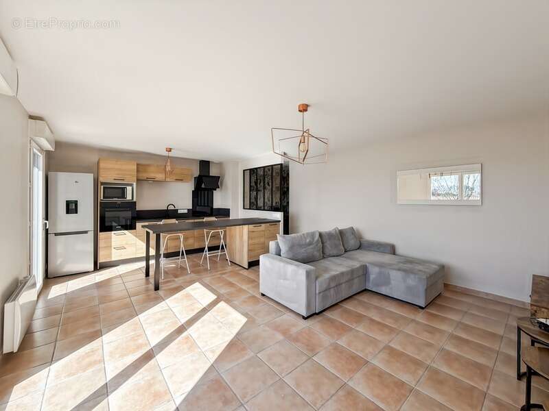 Appartement à CLAVETTE