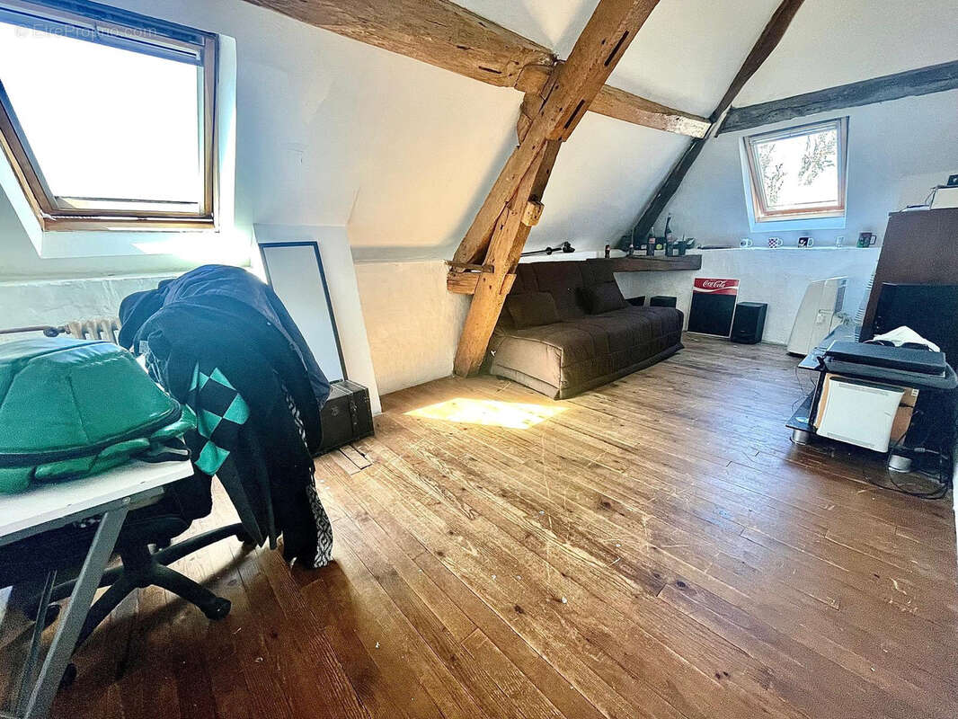 Maison à FAREMOUTIERS