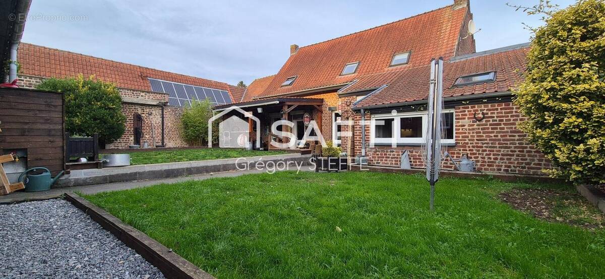 Photo 1 - Maison à CAMPHIN-EN-PEVELE