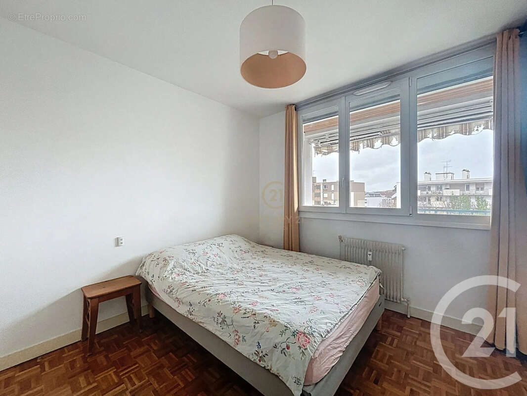 Appartement à LYON-8E