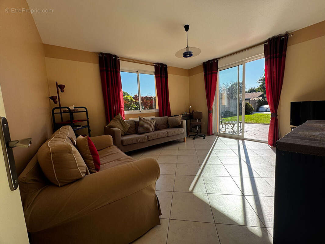 Maison à LA CHAPELLE-ACHARD