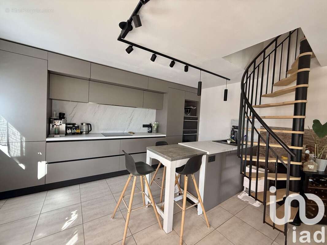 Maison 109 m² à Le Beausset  - photo 7