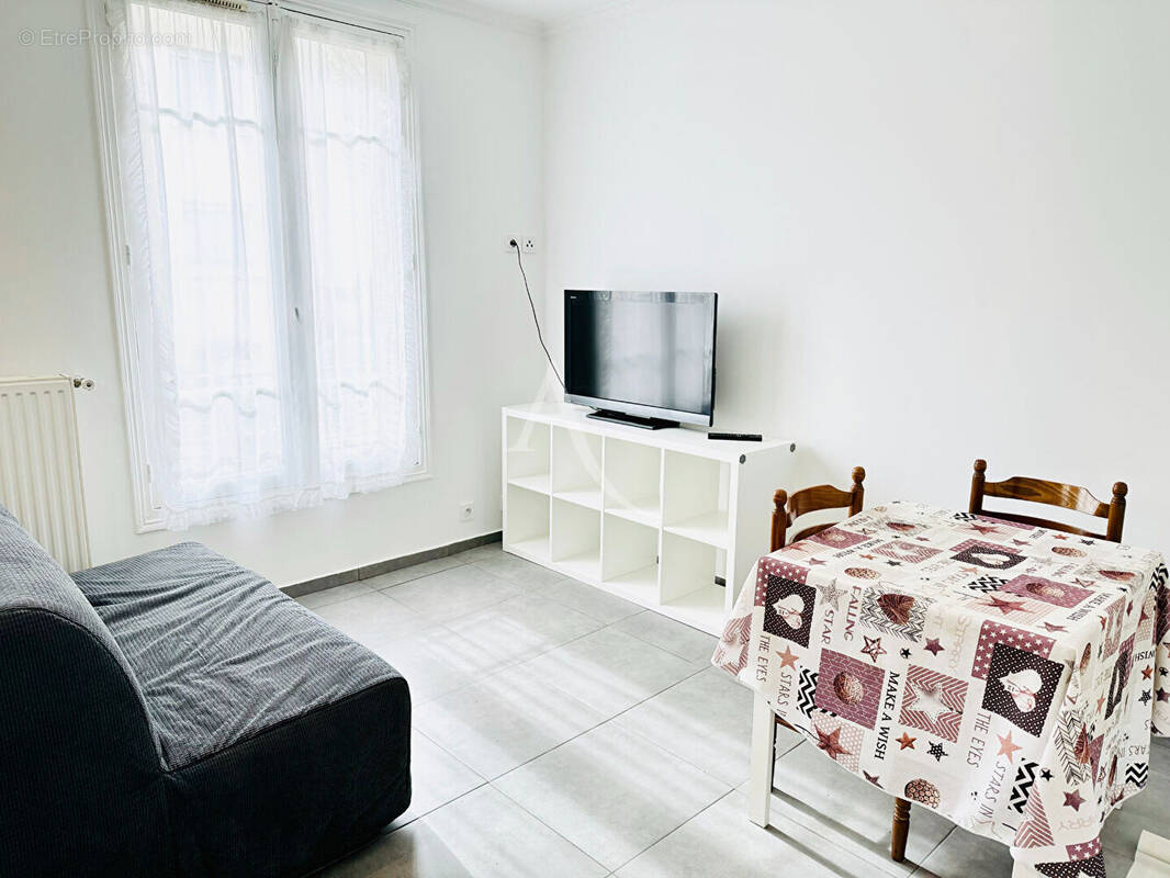 Appartement à CHAVILLE