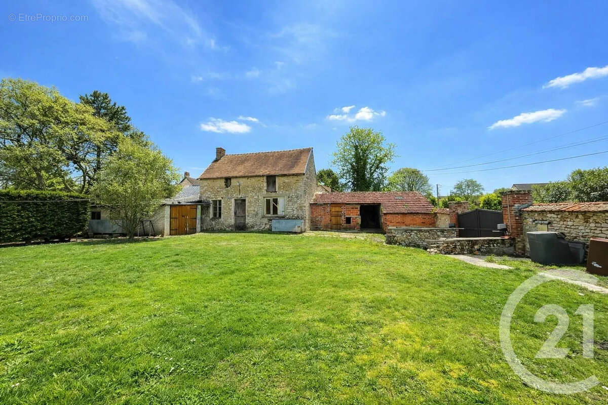 Maison à SAINT-ETIENNE-SOUS-BAILLEUL