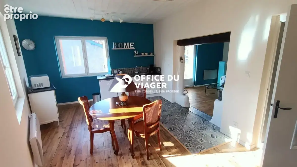 Ensemble immobilier - 8 pièces - 213,58 m² - photo 13