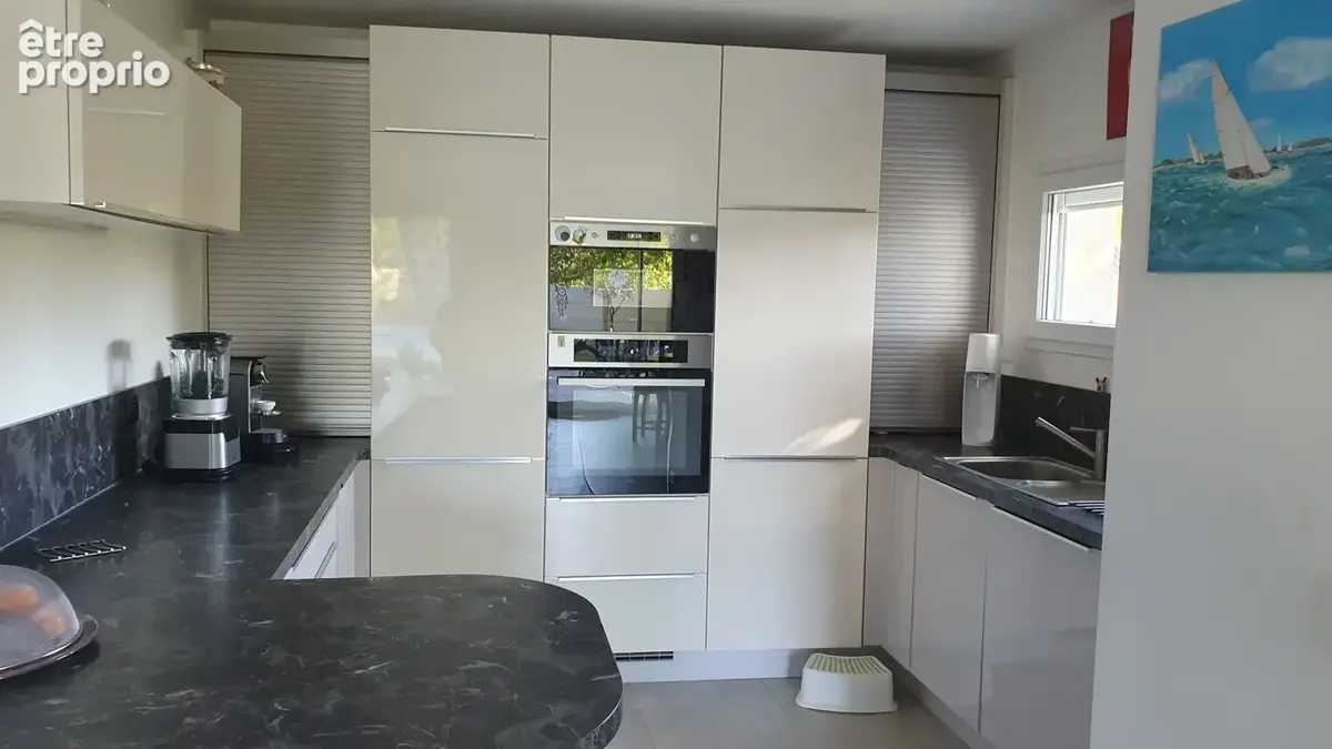 Maison 3 chambres avec studio indépendant dans le centre de la commune - photo 5