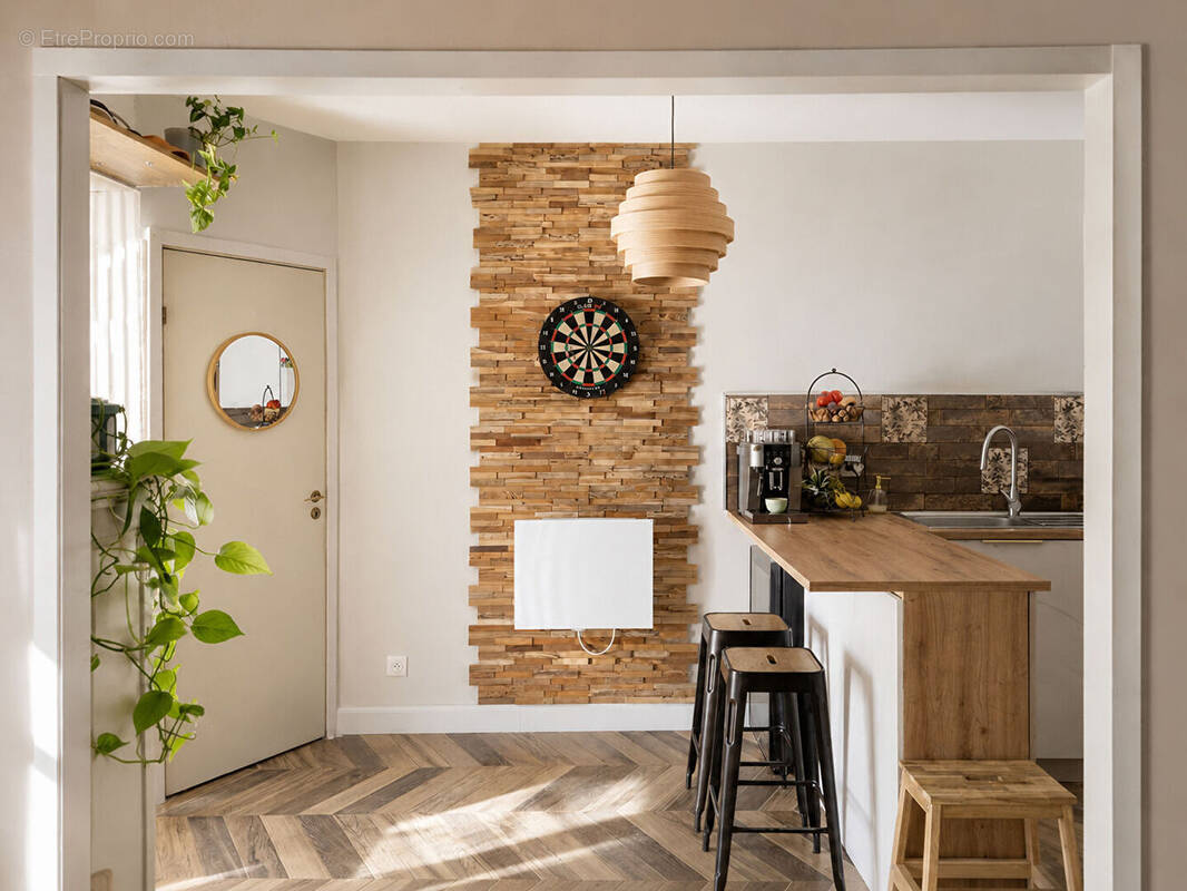 Appartement à LAMORLAYE
