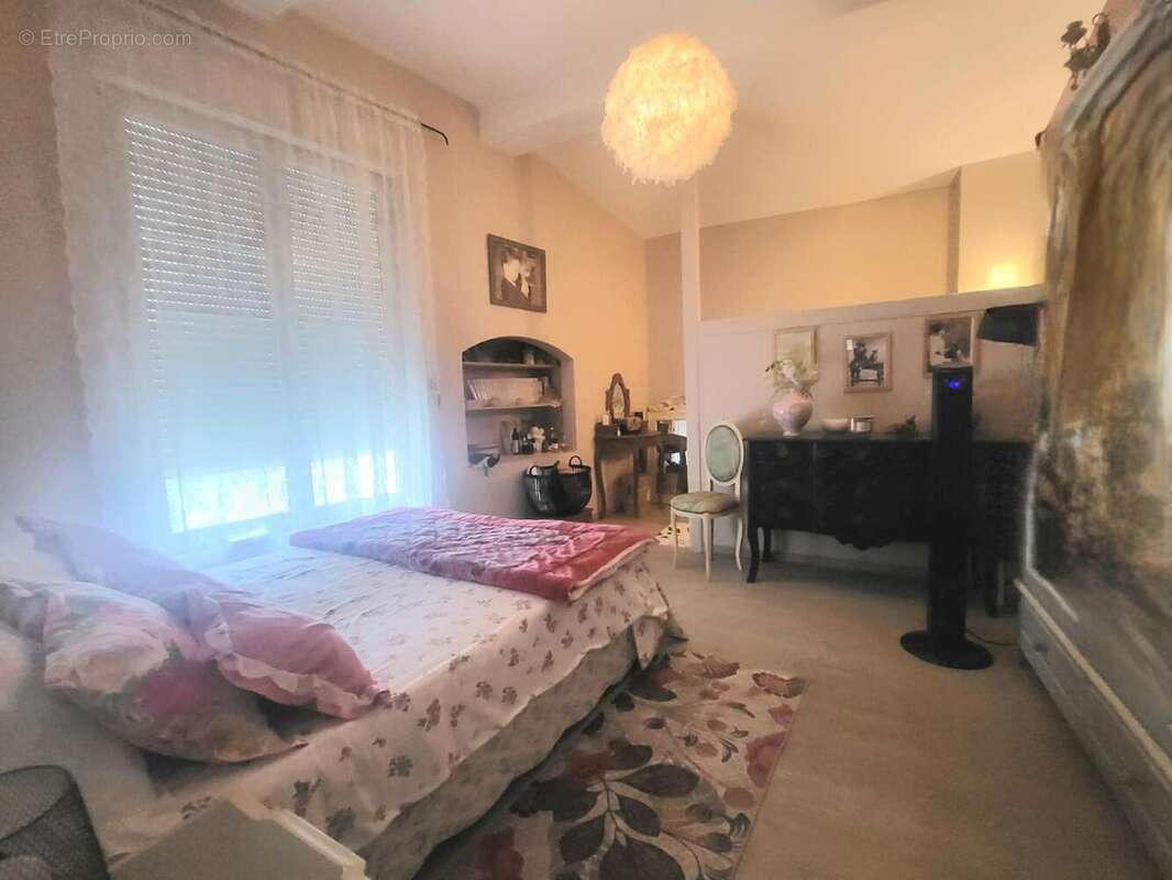 Maison à LIGNAN-SUR-ORB