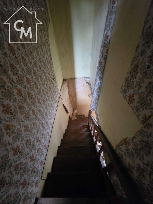Maison à LESSAC