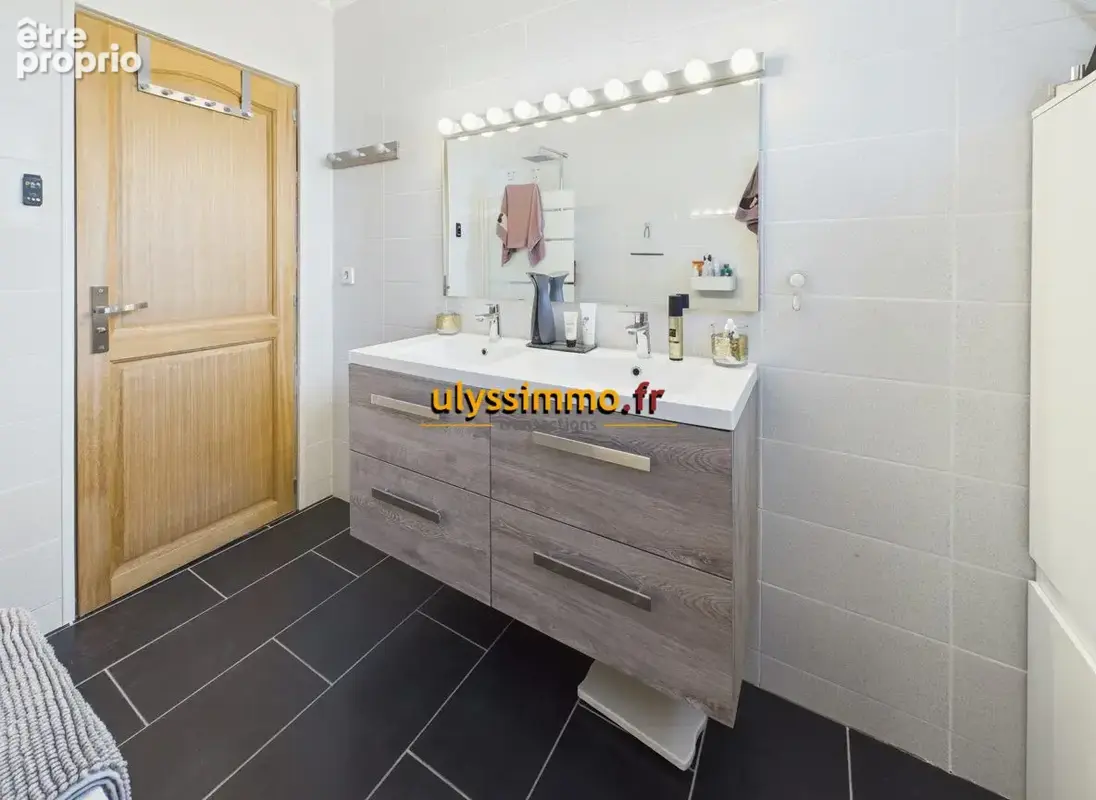 Maison 4 pièces 135 m² à vendre à Rosieres-En-Santerre (80170) - photo 6