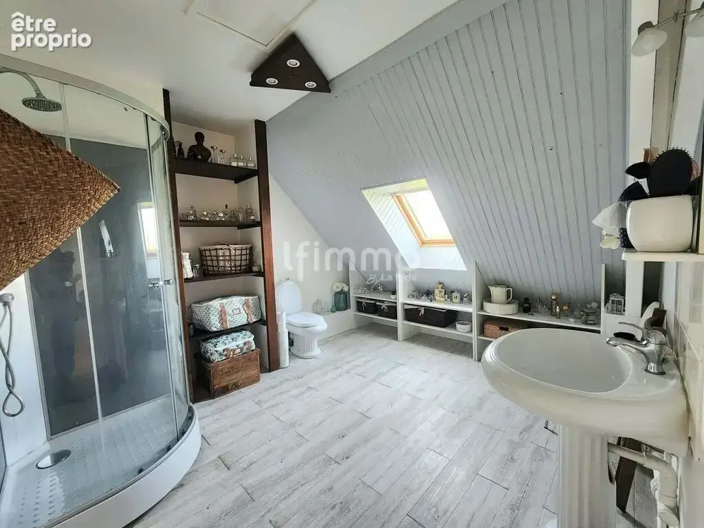 Maison traditionnelle avec étang - photo 11