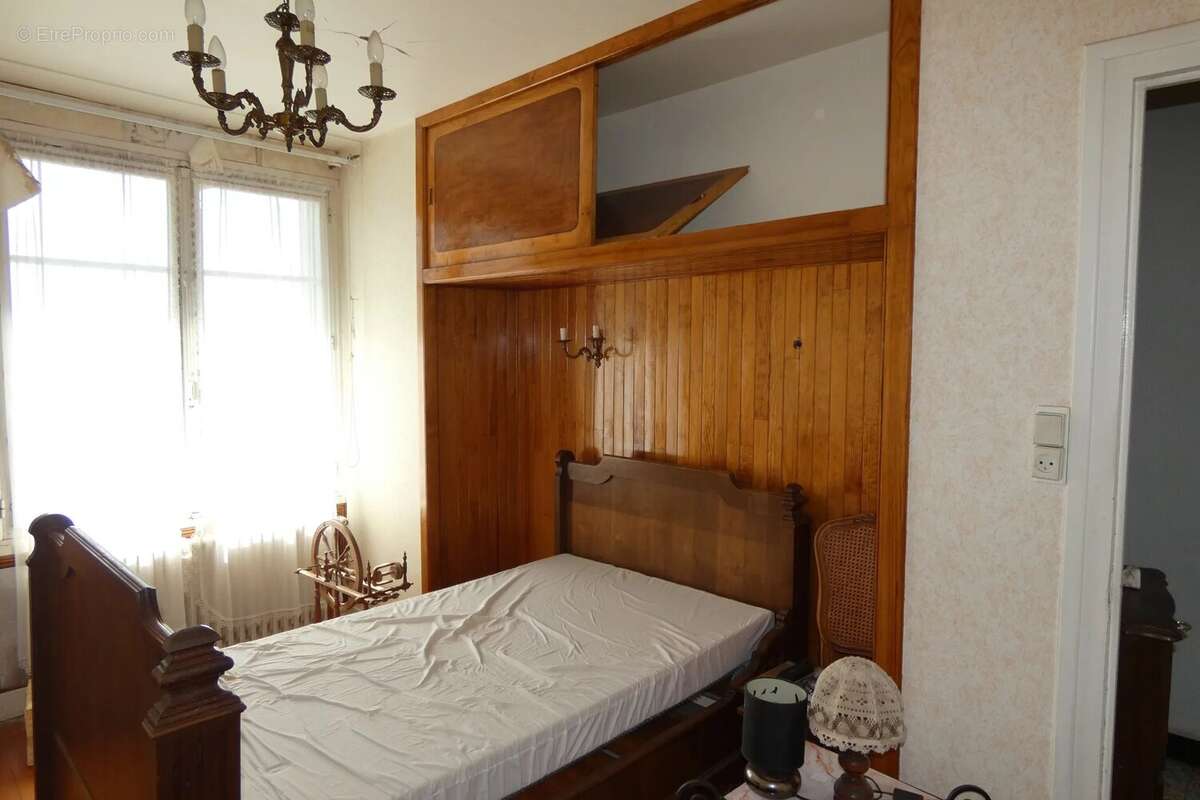 Maison à ETANG-SUR-ARROUX