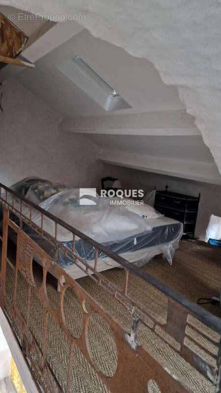 La couvertoirade, maison de village avec .local a vendre - photo 12
