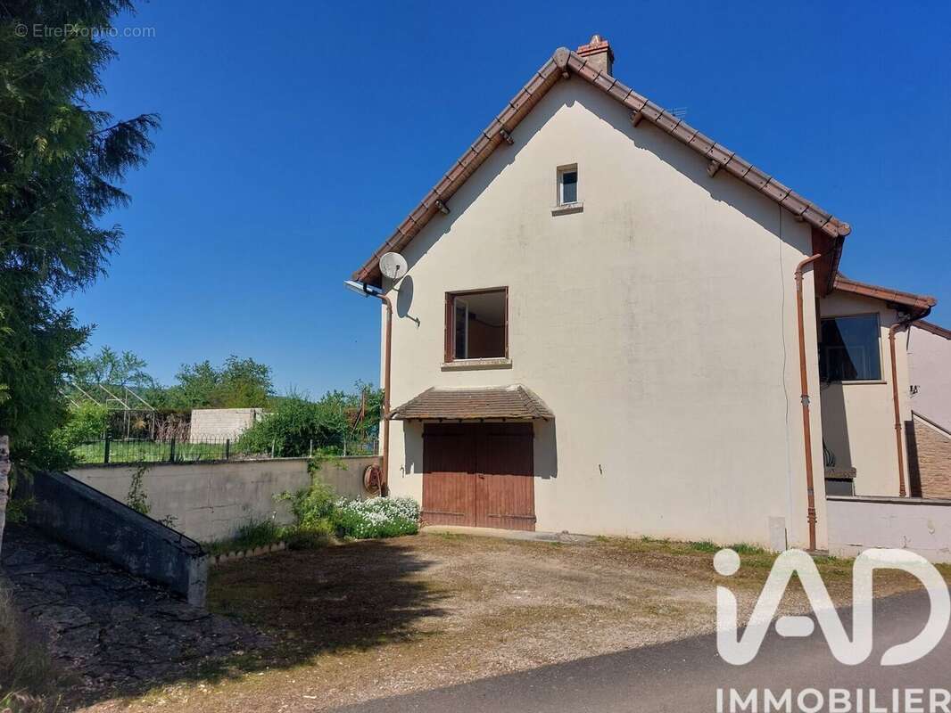 Photo 6 - Maison à SAINT-GENGOUX-LE-NATIONAL