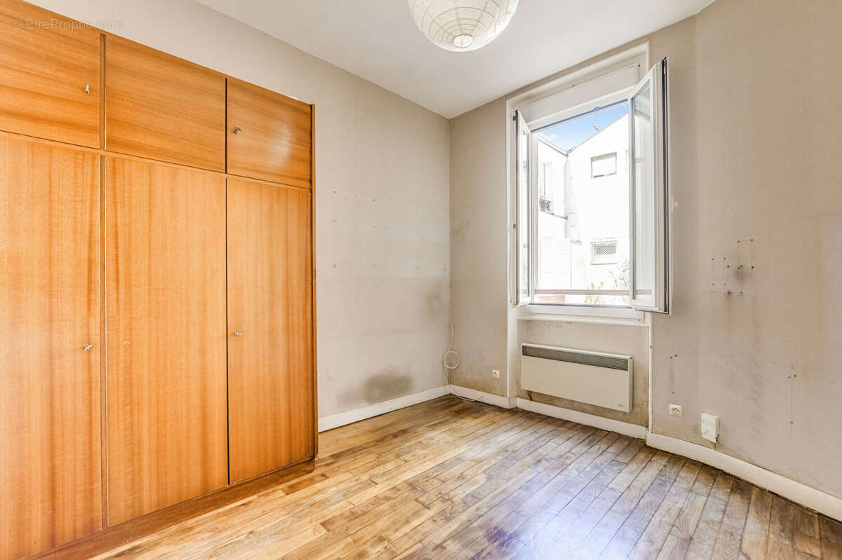 Appartement à PARIS-19E