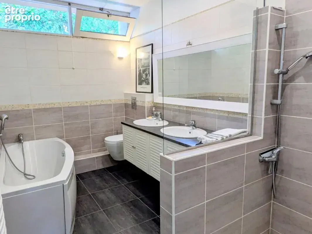 Exclusivité Maison à vendre 8 pièces CESTAS (33) - photo 8