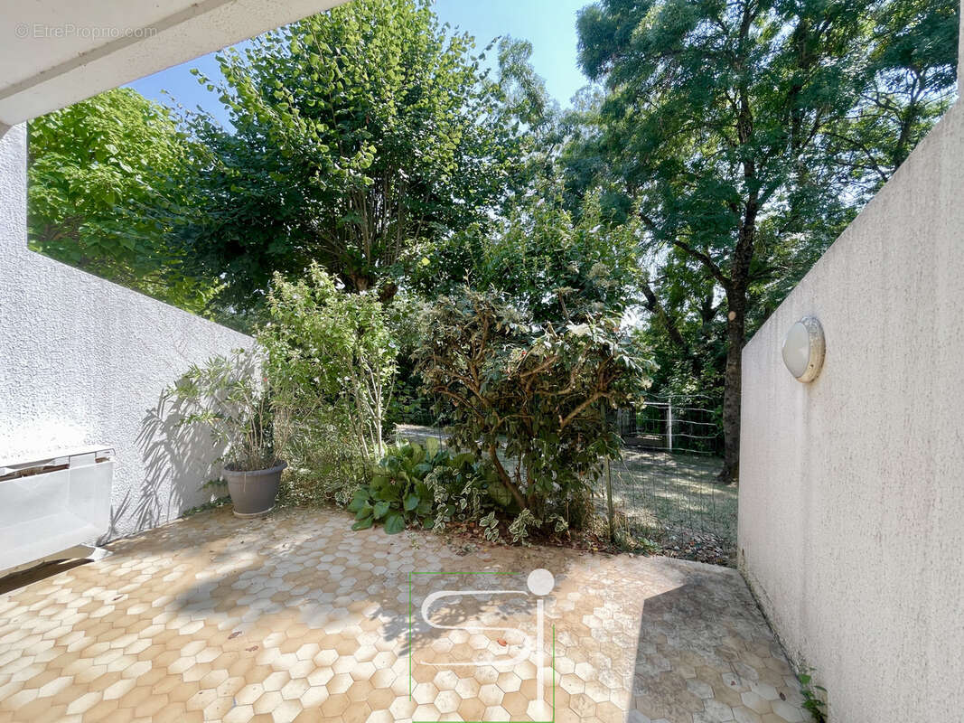 Royan - studio avec terrasse et parking - photo 6