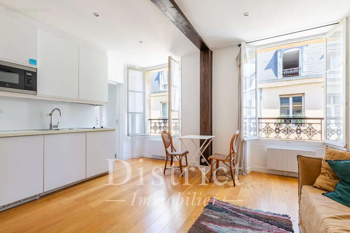 Appartement à PARIS-4E