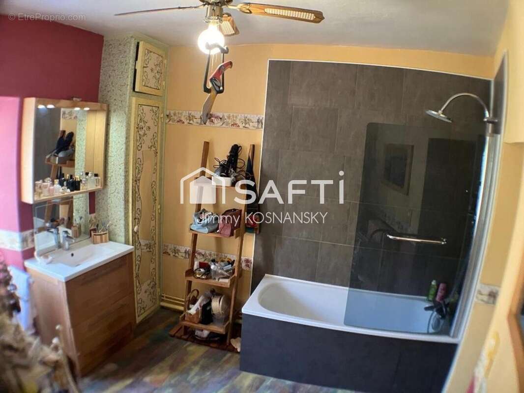 Maison 247 m² à Montmorillon  - photo 9
