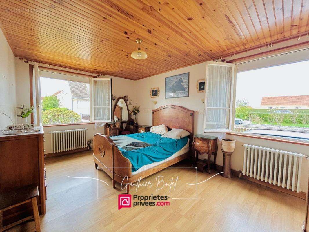 Maison à COULOMMIERS