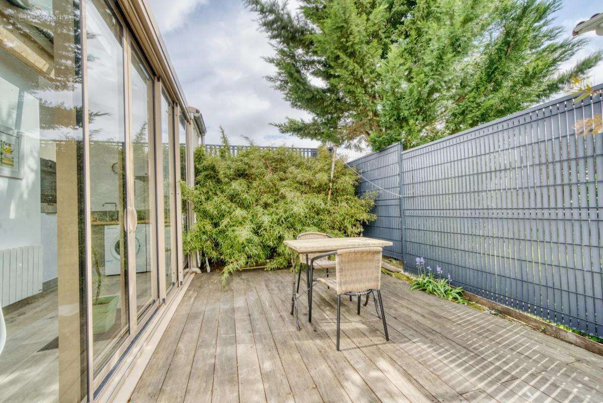 Maison à SAINT-GEORGES-DE-DIDONNE