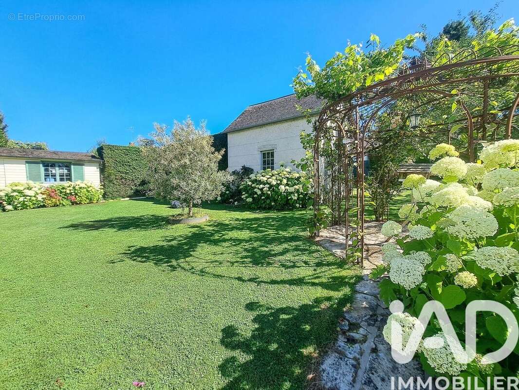 Photo 6 - Maison à HOUDAN