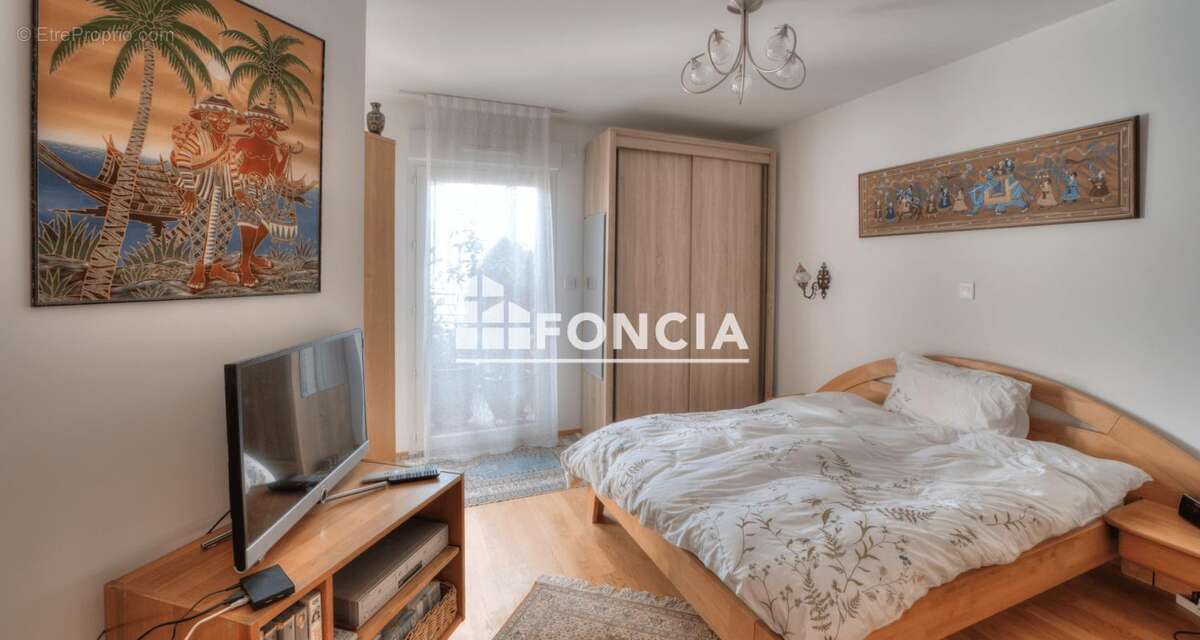 Appartement à VALLEIRY