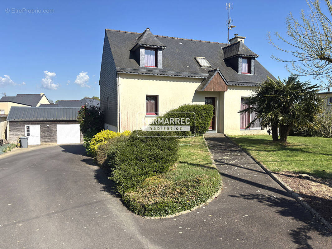 Maison à VAL-D'IZE