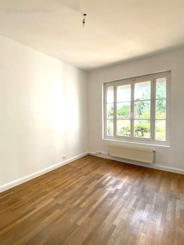 CIVRIEUX D'AZERGUES   Spacieuse Maison de plain-pied entièrement rénovée - photo 8