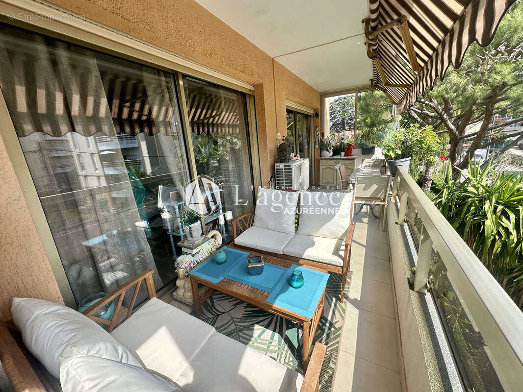 Cagnes sur mer - les vespins - 3 pièces - 73 m2 calme - terrasse - garage et parking - photo 4