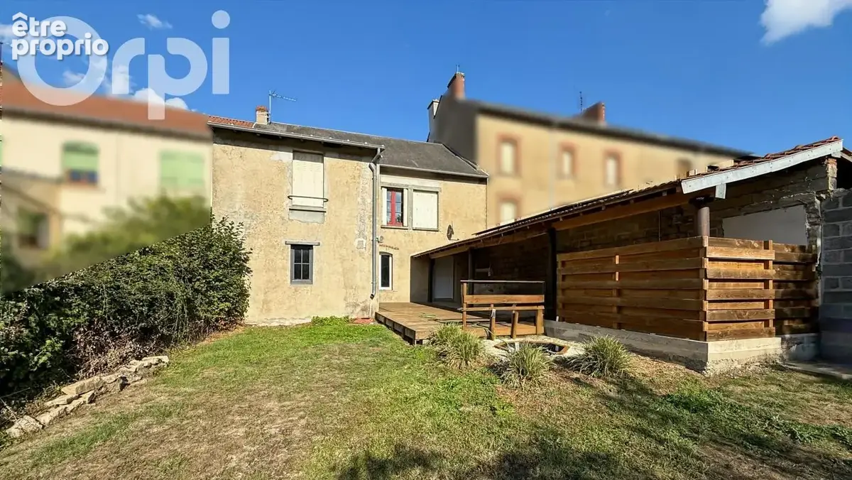 ST-SULPICE-LAURIÈRE – Charmante maison en pierres rénovée avec jardin et vue sur les monts d'Ambazac - photo 4