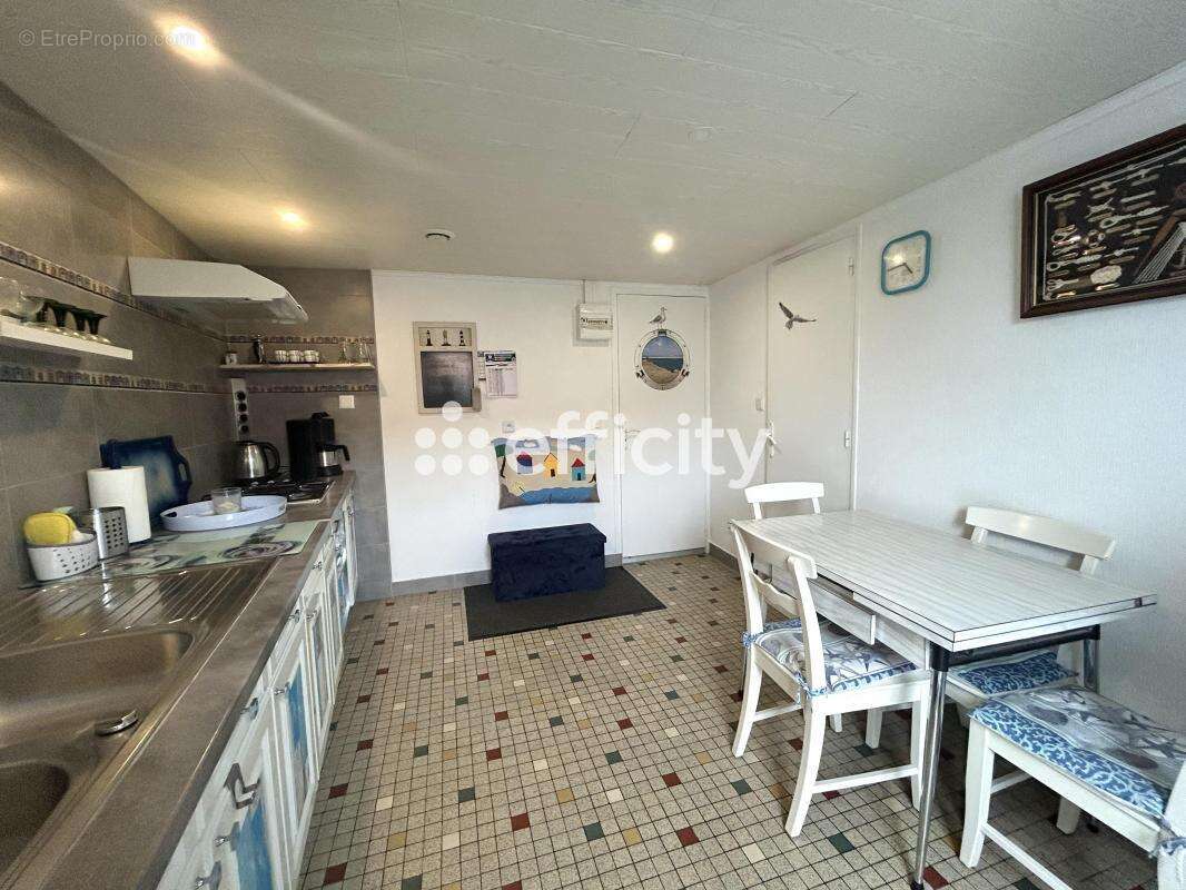 Maison à BEAUVOIR-SUR-MER